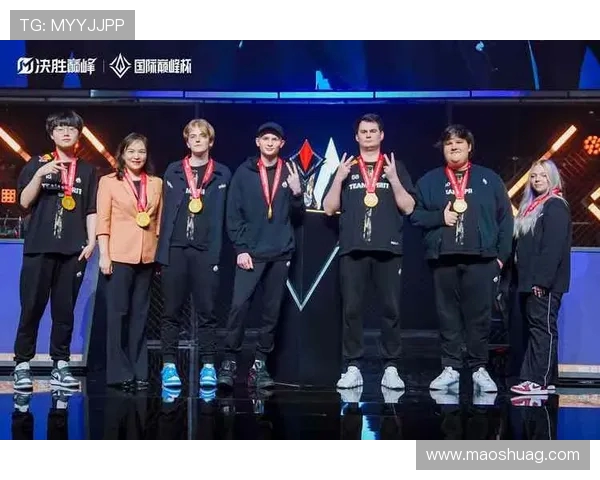 全球总决赛分析:IG战队个人能力的突出表现与战术配合探讨 全球总决赛分析:IG战队个人能力的突出表现与战术配合探讨