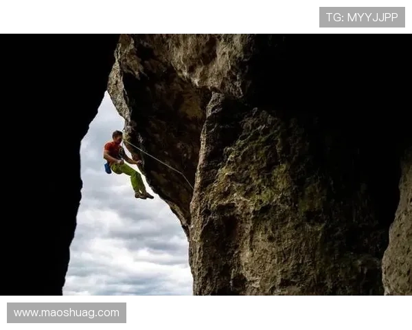 北京极限运动队攀岩联赛背后的拼搏故事与成长历程 北京极限运动队攀岩联赛背后的拼搏故事与成长历程