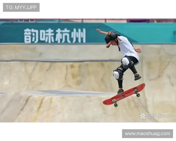 杭州滑板队在世界滑板锦标赛中的耐力表现分析与点评 杭州滑板队在世界滑板锦标赛中的耐力表现分析与点评