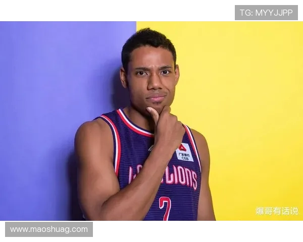 祝铭震的奋斗历程与职业生涯:从新星到行业翘楚的成长之路 祝铭震的奋斗历程与职业生涯:从新星到行业翘楚的成长之路