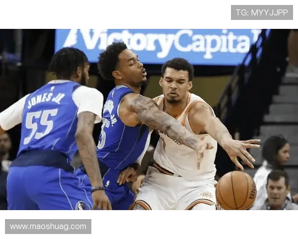 马刺与灰熊激战正酣最新战况分析与精彩瞬间回顾