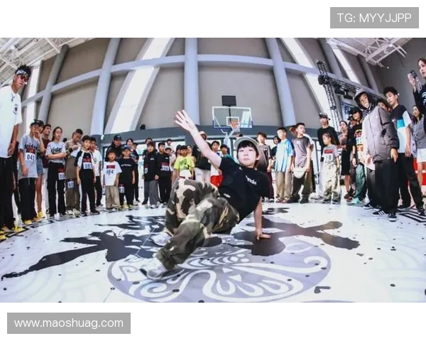 北京街舞队在世界街舞大赛中的耐力表现分析与点评