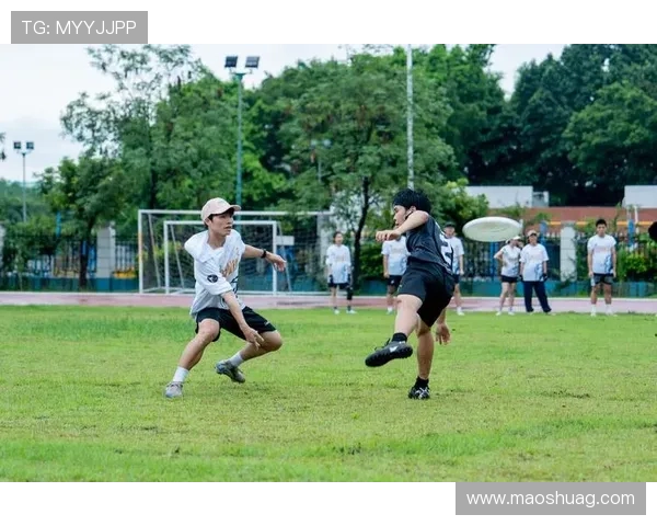 广州飞盘队与西安飞盘队赛后状态分析与表现评估