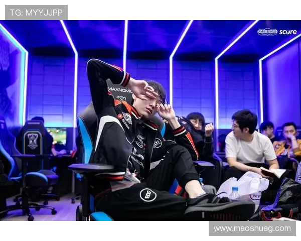 聚焦CSGOEDG战队在耐力挑战中的表现与未来发展探讨 聚焦CSGOEDG战队在耐力挑战中的表现与未来发展探讨