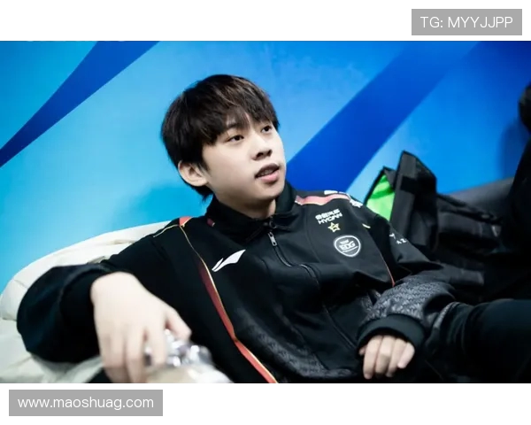 EDG在英雄联盟赛场上的盯防策略分析与成败得失探讨