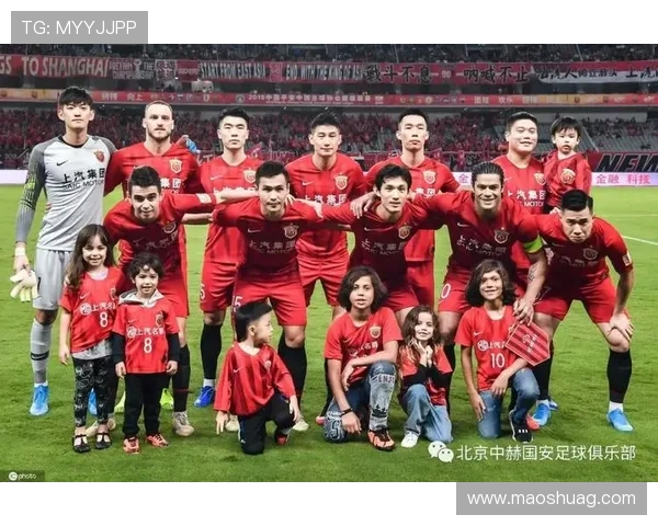 上海羽毛球队以84分稳居世界杯积分榜首位展现强劲实力